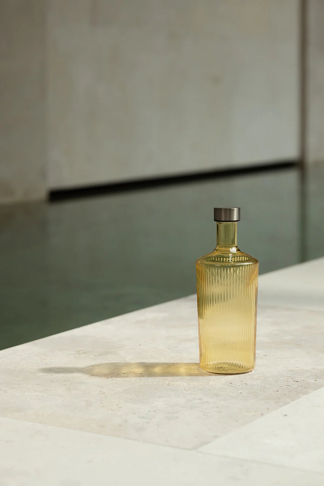 Mundgeblasene Wasserflasche Cable Bottle - GUNDT HOME