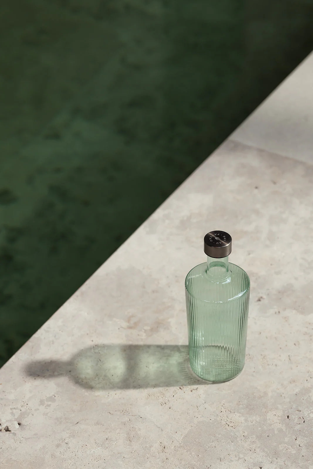 Mundgeblasene Wasserflasche Bondi Bottle - GUNDT HOME
