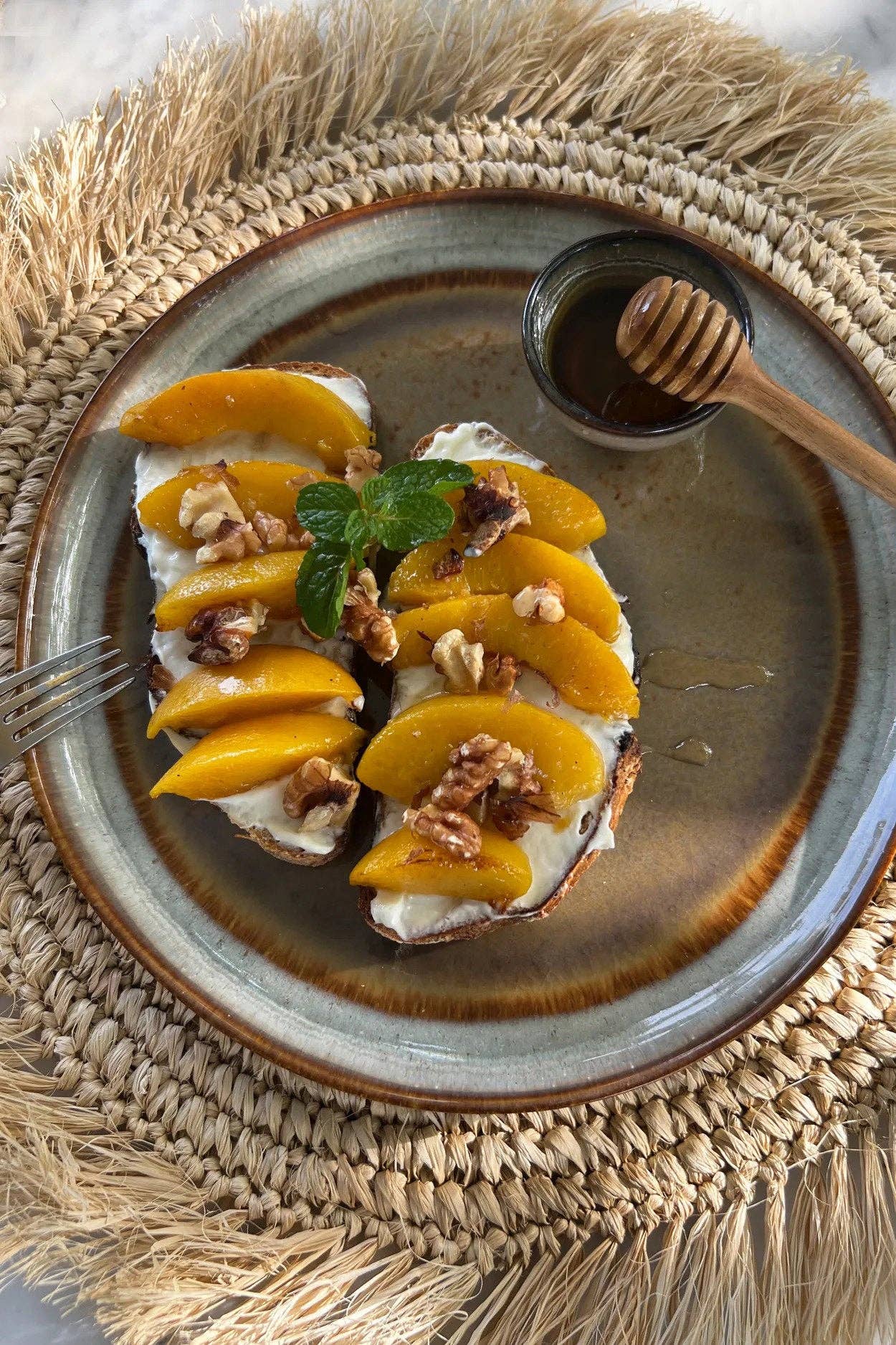 Der Honigroller aus Teakholz-Wurzel - GUNDT HOME