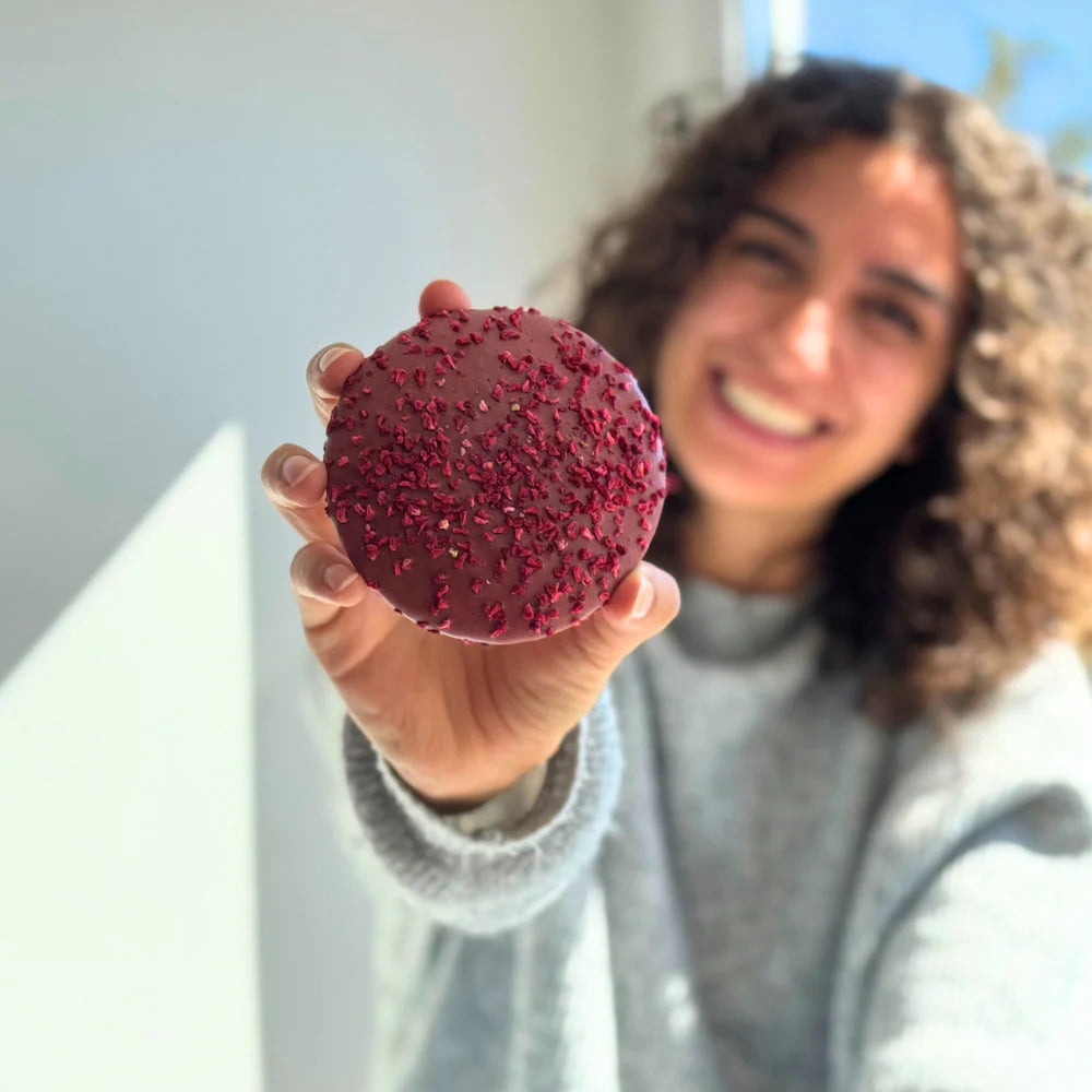 Dattellebkuchen mit fruchtiger Himbeerschokolade