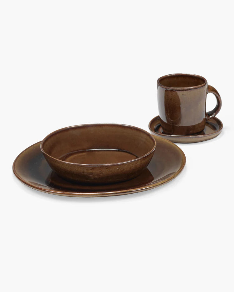 SERAX Uncharted Out of Lines Kaffee Becher mit Henkel Ocher - GUNDT HOME