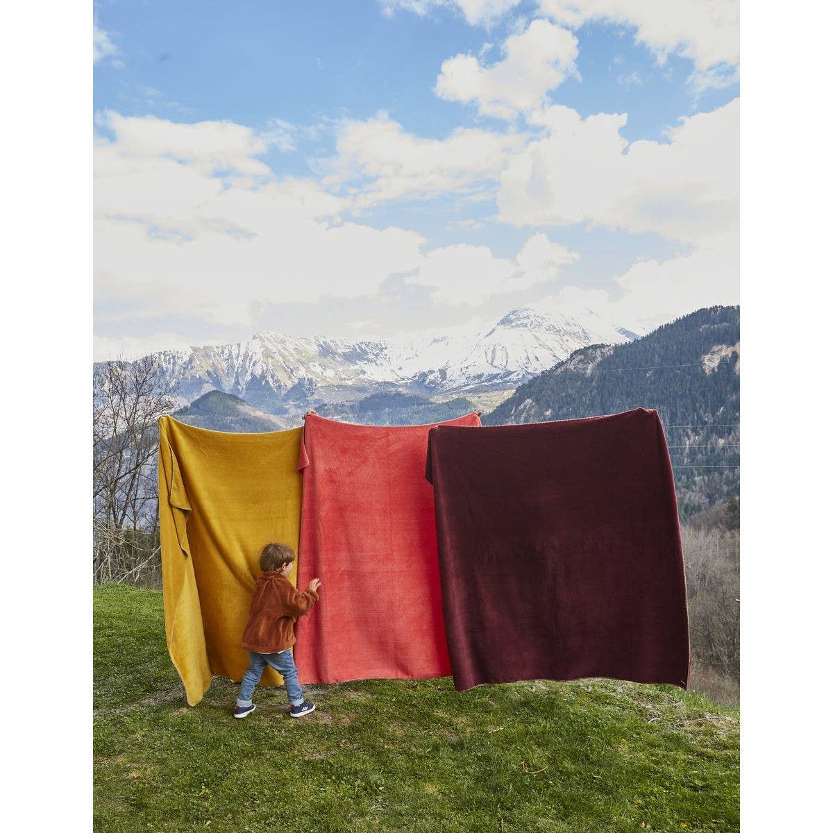 Sylvie Thiriez warme Fleecedecke in Aubergine: 150x175 cm - GUNDT HOME
