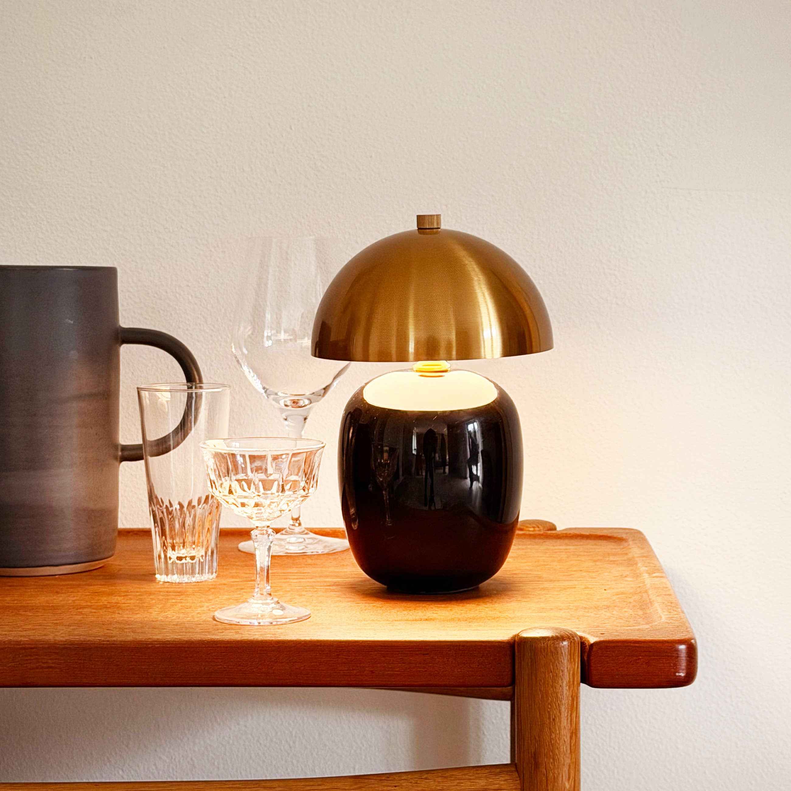 Manhatten LED Tischlampe wiederaufladbar