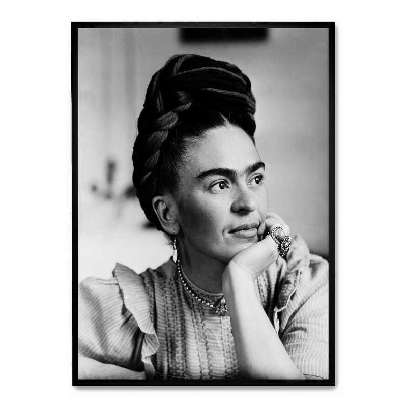Frida-Kahlo-Pose-Plakat: No frame / A4 (21 x 29,7 cm)