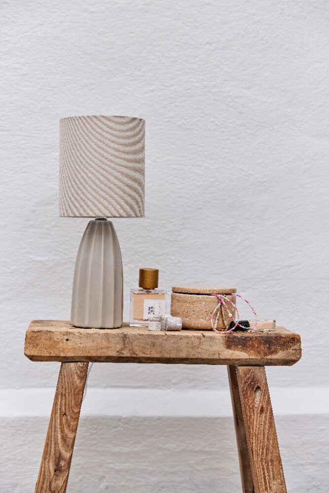 Sarah bordlampe 34x14 cm. sand - GUNDT HOME