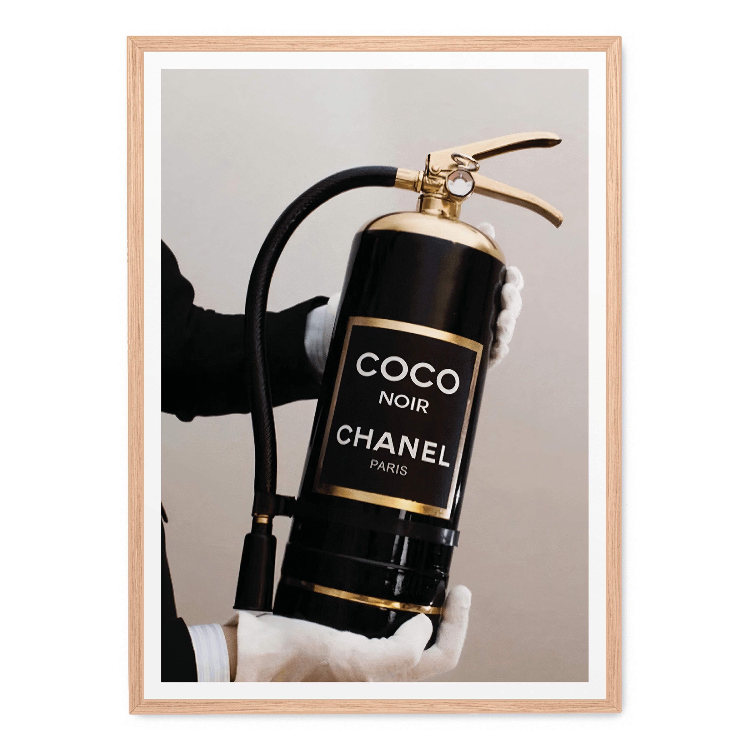 Chanel-Feuerlöscher-Plakat: No frame / A4 (21 x 29,7 cm)