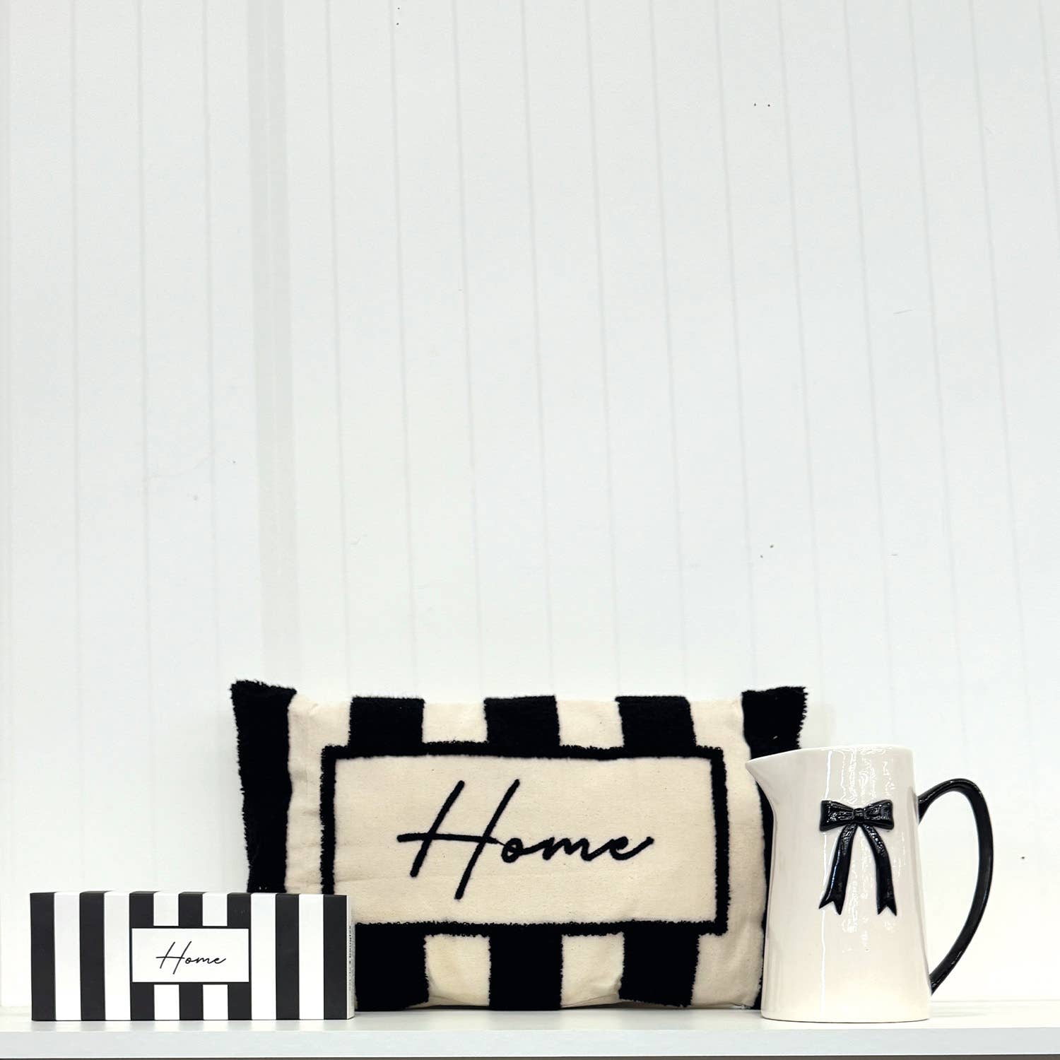 Opjet Paris Kissen „Influence Home“ in Schwarz, 30 x 50 cm - GUNDT HOME