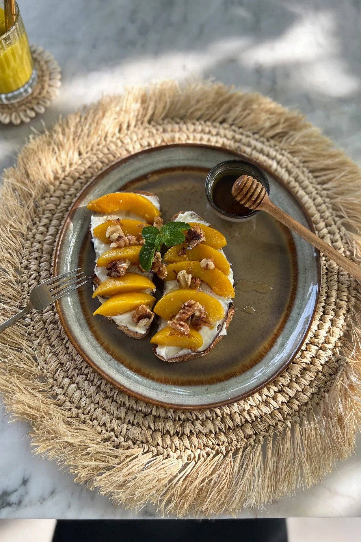 Der Honigroller aus Teakholz-Wurzel - GUNDT HOME