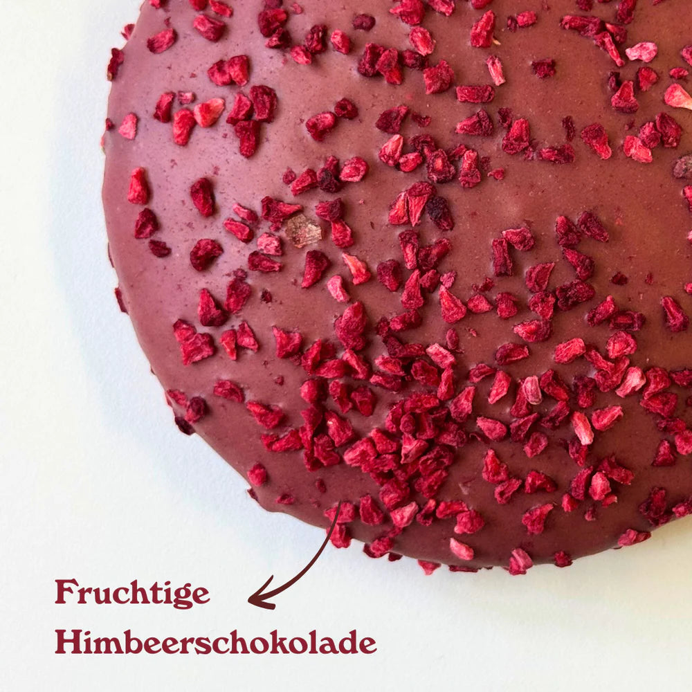 Dattellebkuchen mit fruchtiger Himbeerschokolade