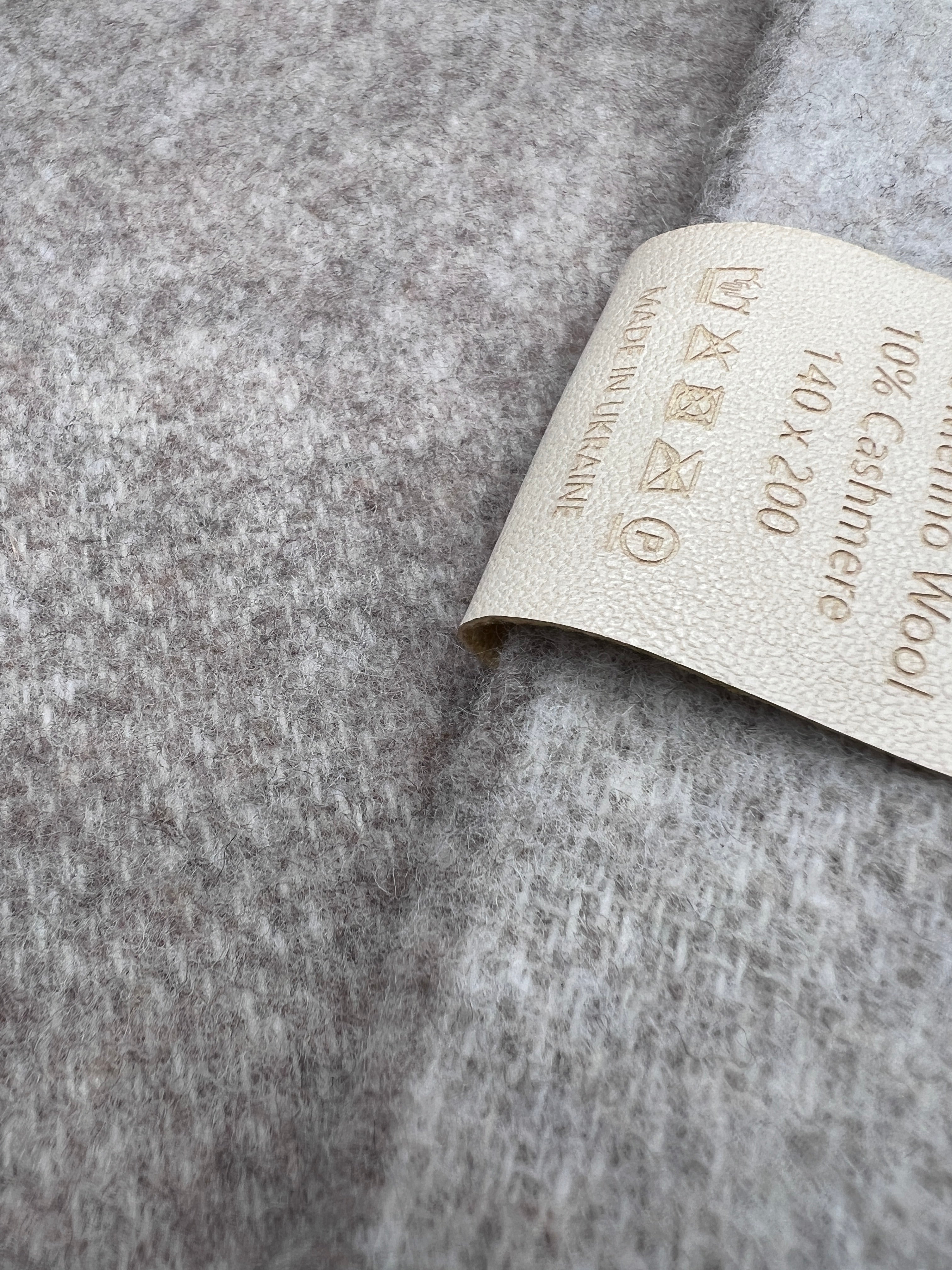 Decke mit Fransen Beige - GUNDT HOME