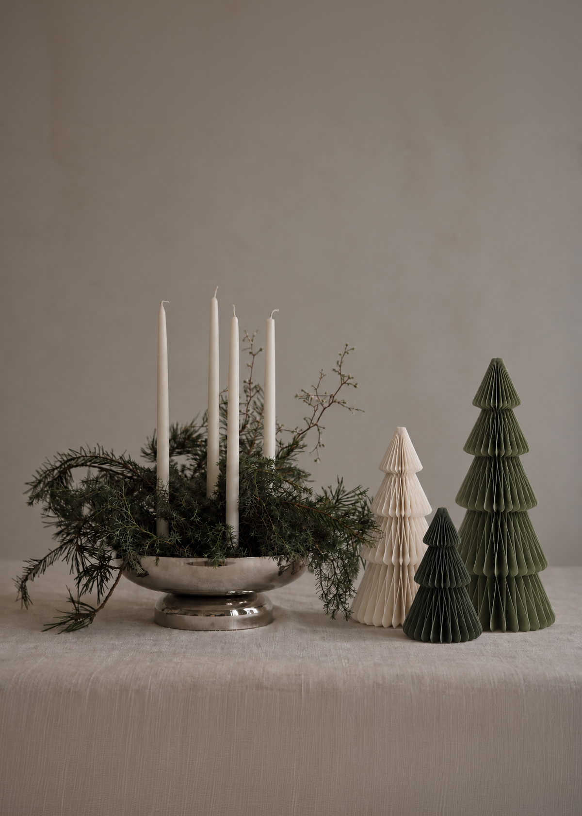 Papier-Weihnachtsbaum Set Offwhite & Grün – 3er & 6er, 15 bis 35 cm: 3er Set - GUNDT HOME