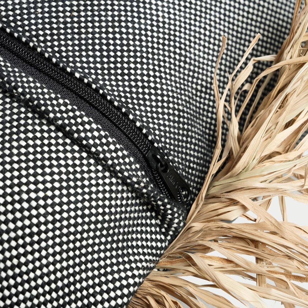 Bonita-Kissenbezug aus Baumwolle – Naturschwarz – 60 x 60 cm